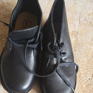 Black Leather Lace-Up Shoes
